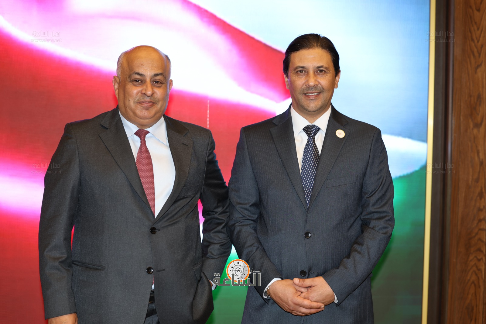 Madar Al-Saa Images 0.14375259064073487