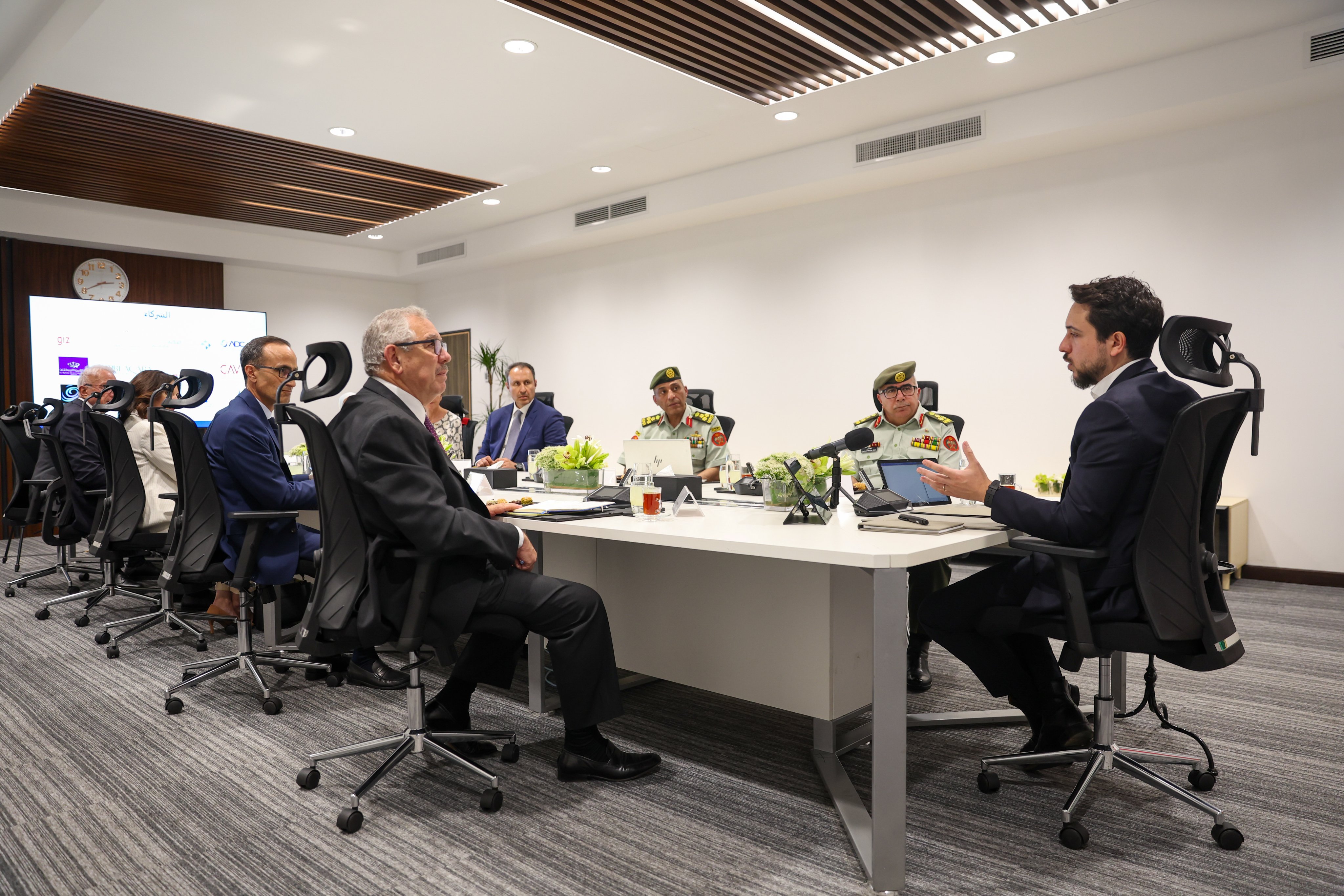 Madar Al-Saa Images 0.2963096310920079