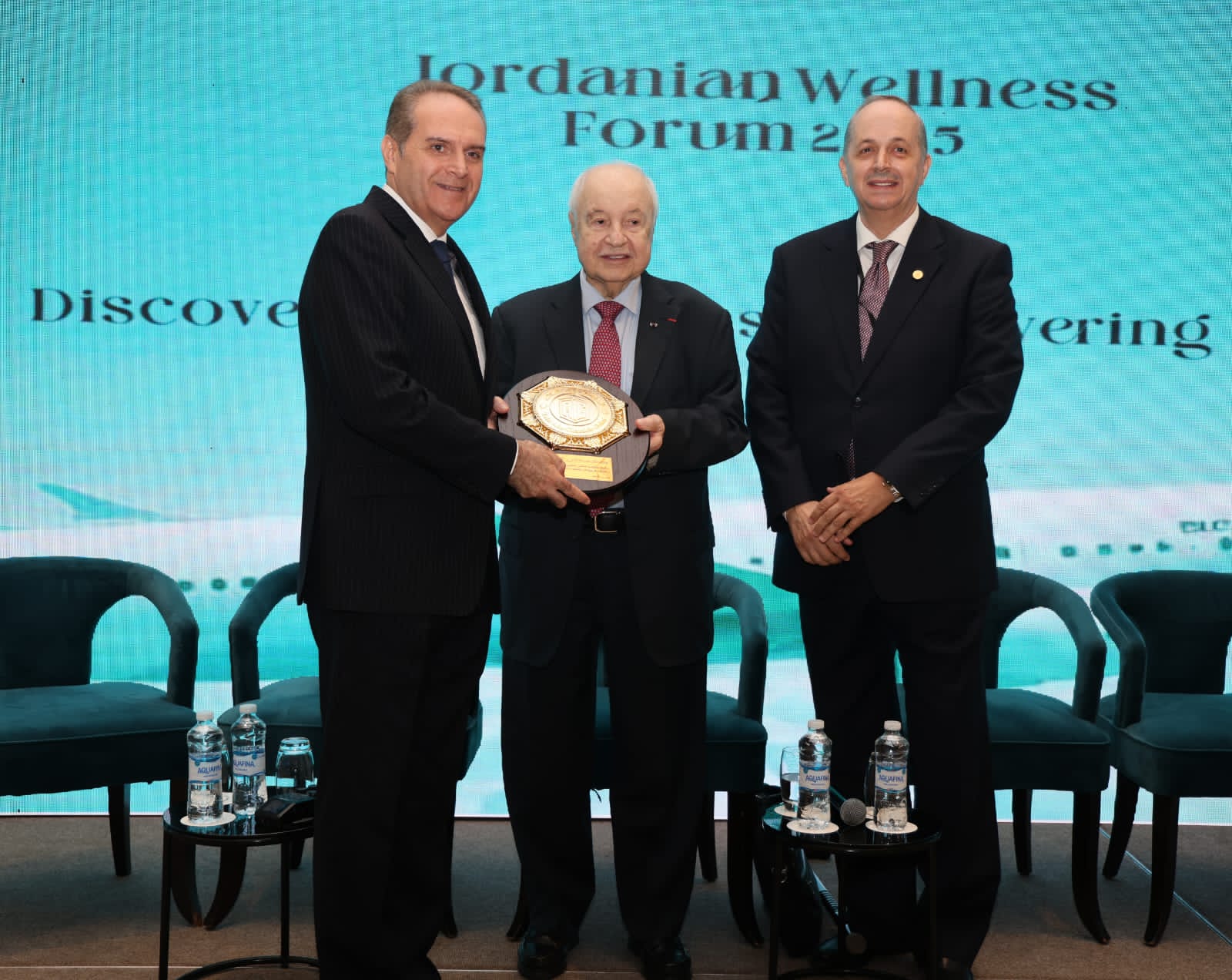 Madar Al-Saa Images 0.7520947073667835