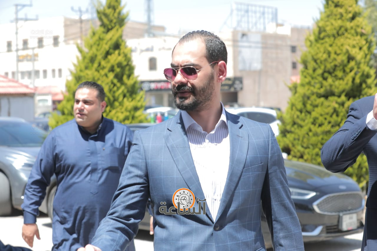 Madar Al-Saa Images 0.1598336435399591