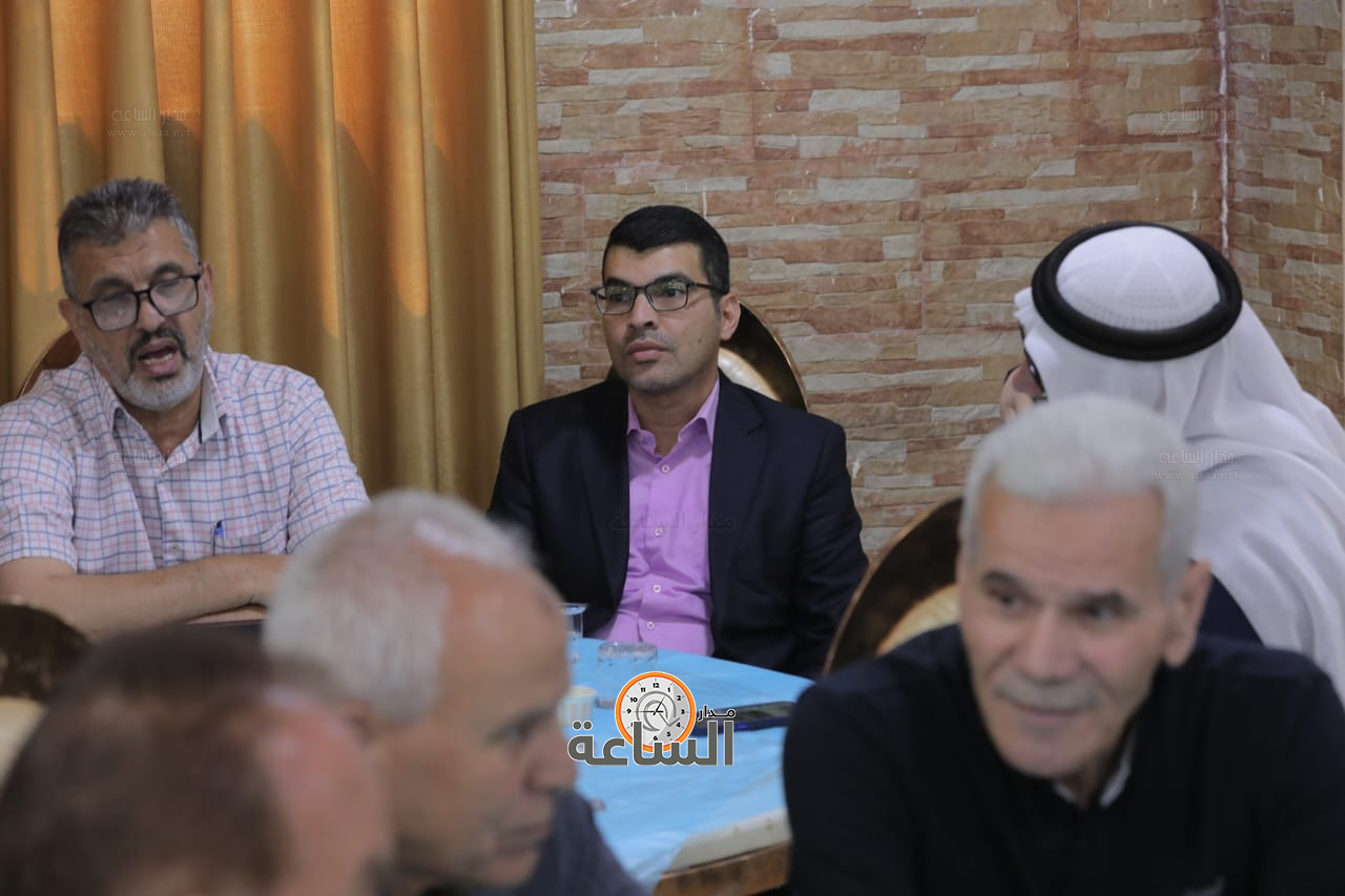 Madar Al-Saa Images 0.5265796525902523