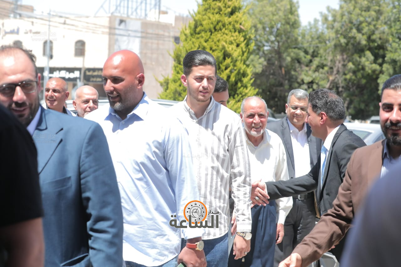 Madar Al-Saa Images 0.9617008823561135