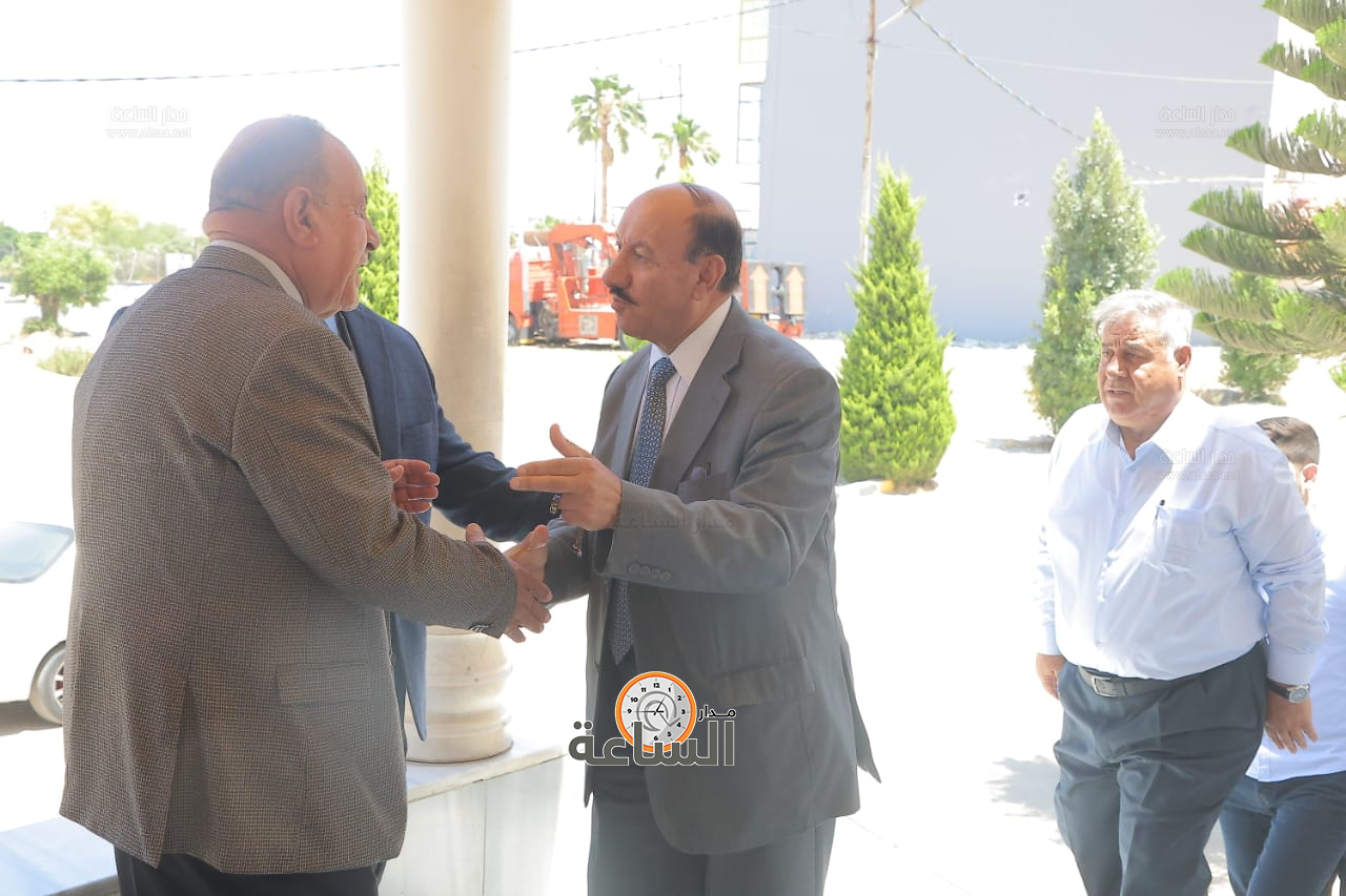 Madar Al-Saa Images 0.8369456413975674