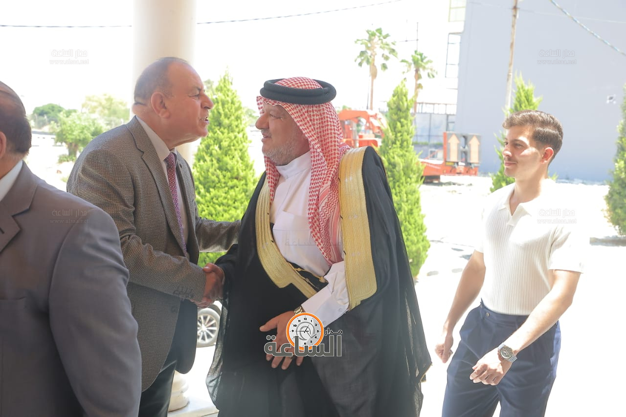 Madar Al-Saa Images 0.415433040275368