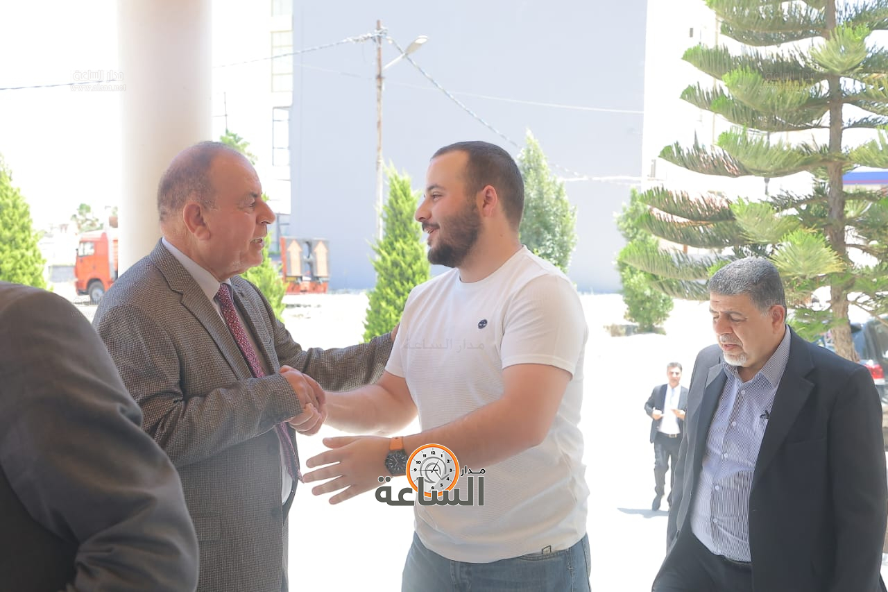 Madar Al-Saa Images 0.8727383248016216