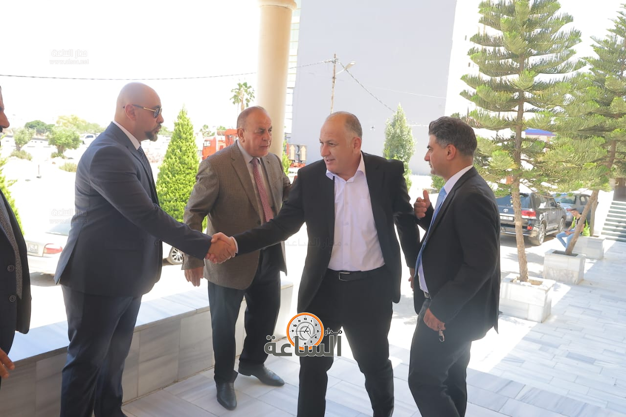 Madar Al-Saa Images 0.3618620533586998