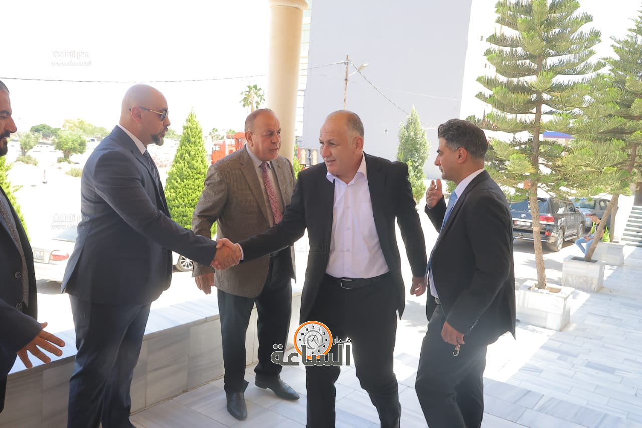 Madar Al-Saa Images 0.2032646796433858