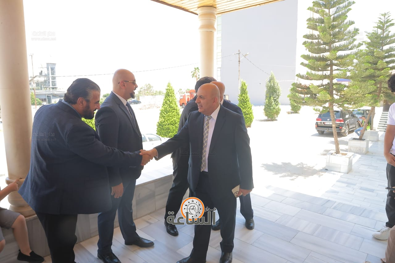 Madar Al-Saa Images 0.030473476360971086