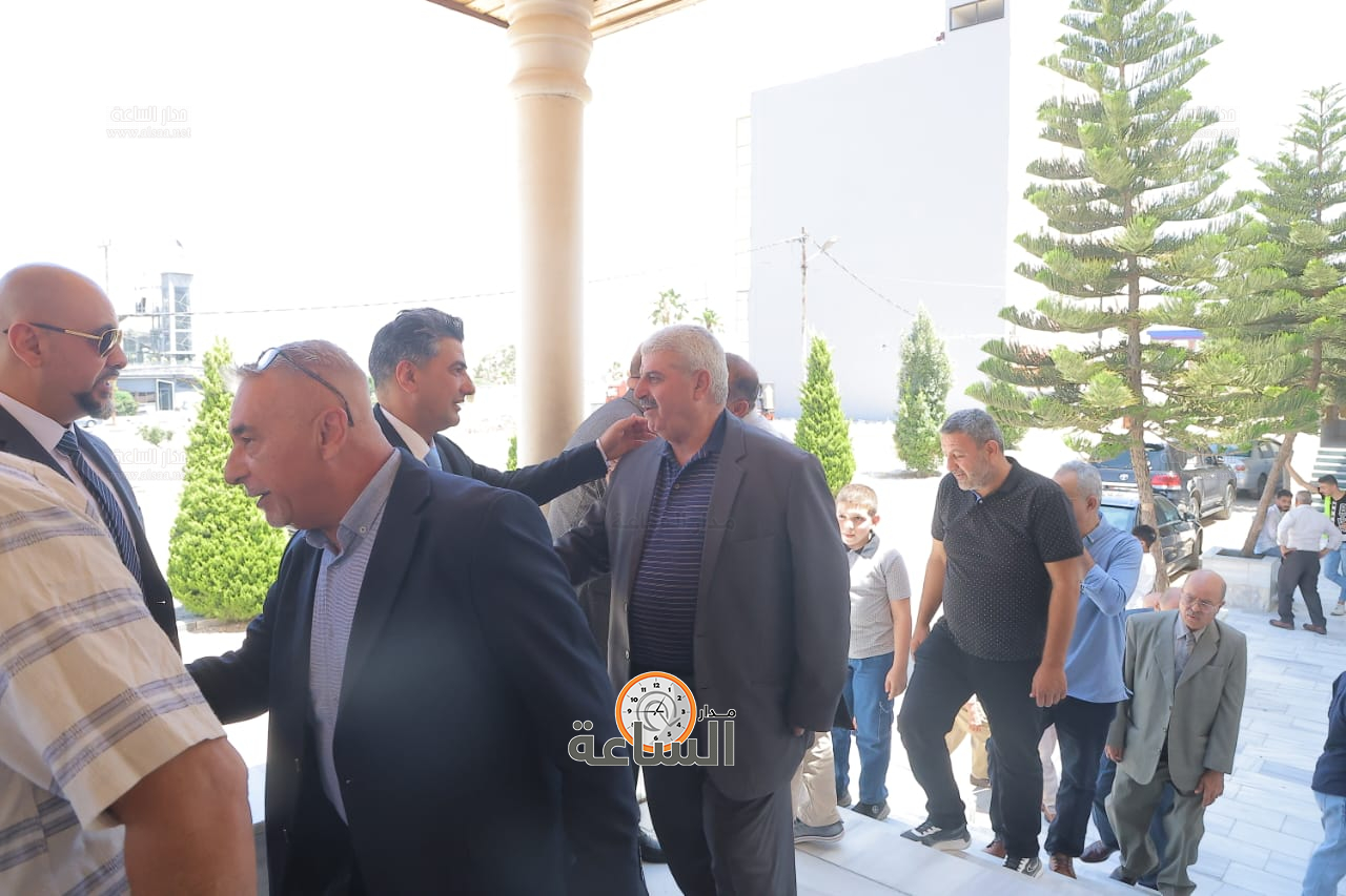 Madar Al-Saa Images 0.4295275081733987