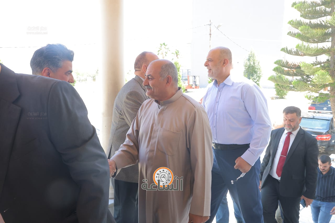 Madar Al-Saa Images 0.37833887345595574