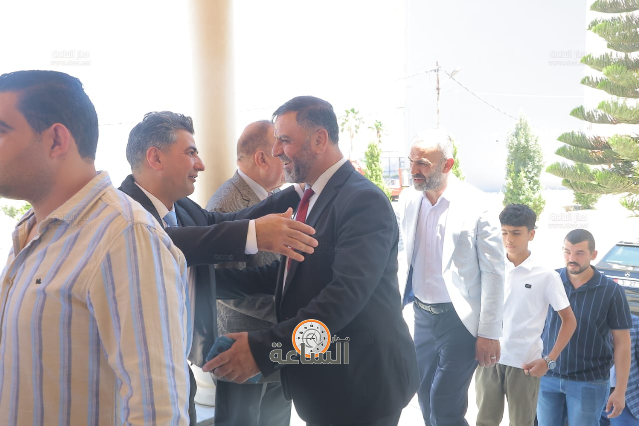 Madar Al-Saa Images 0.4902838004474115