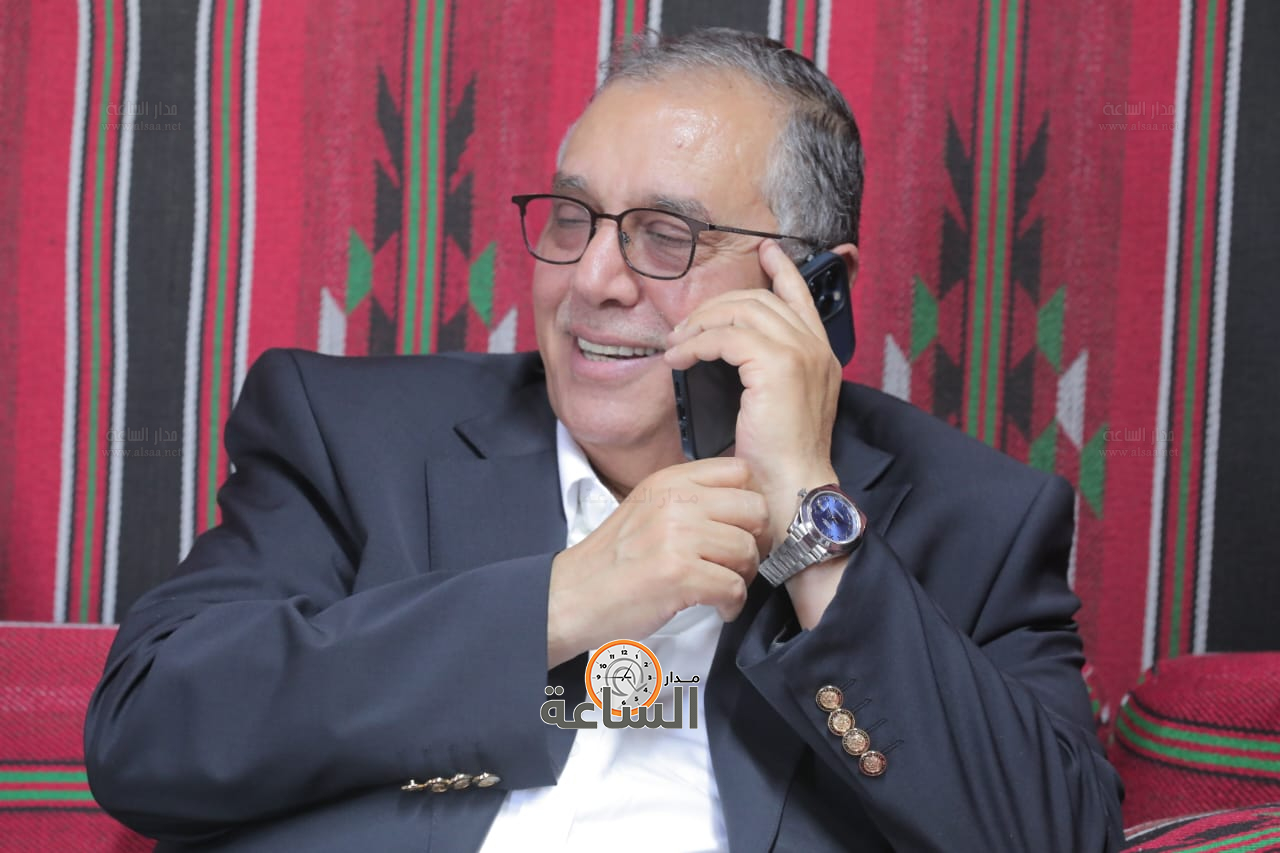 Madar Al-Saa Images 0.3077930144804939