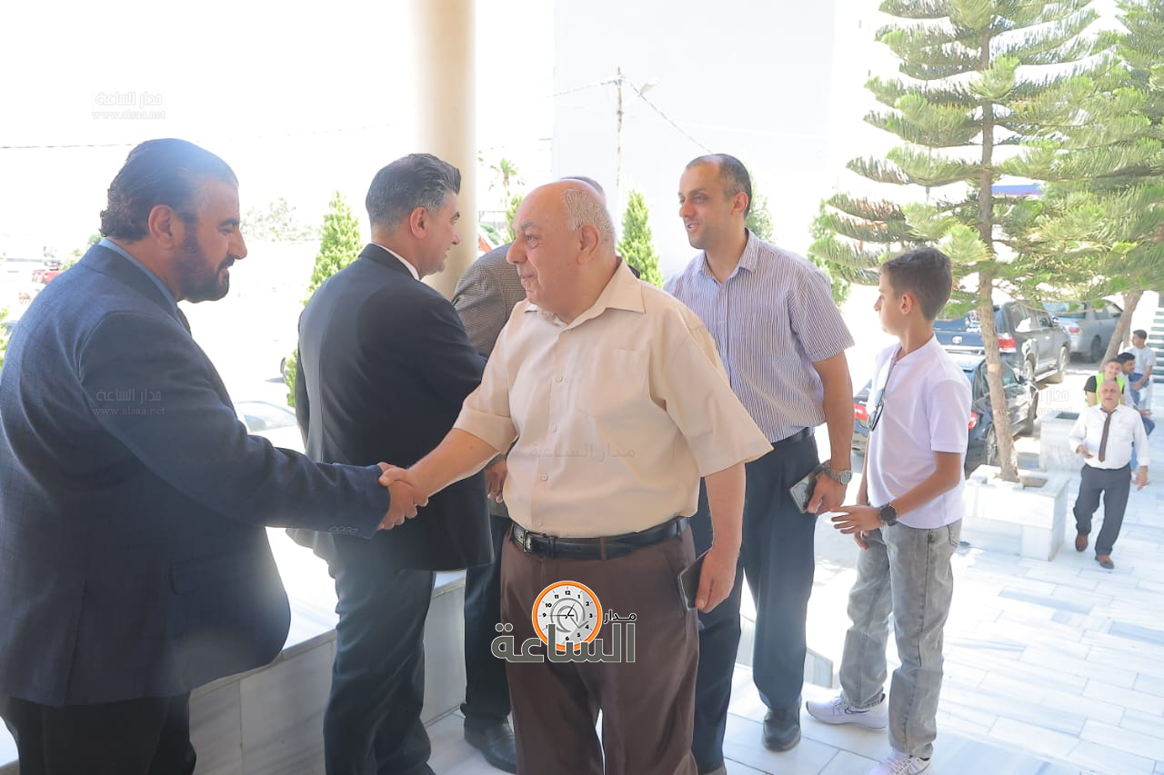 Madar Al-Saa Images 0.46616034417966956