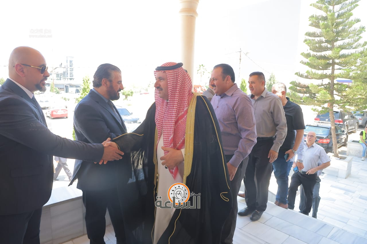 Madar Al-Saa Images 0.4349653709561657