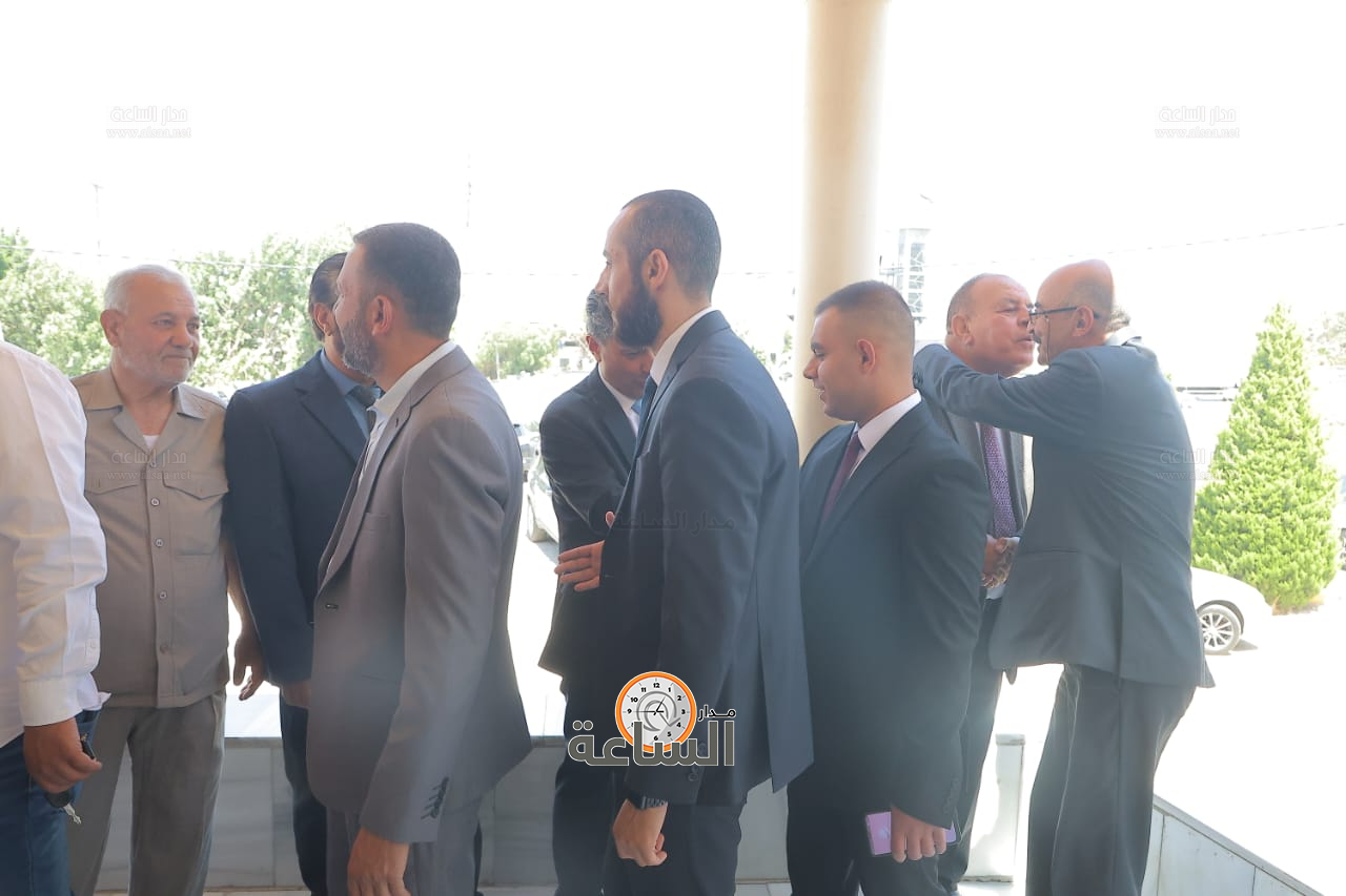 Madar Al-Saa Images 0.5853095171707865