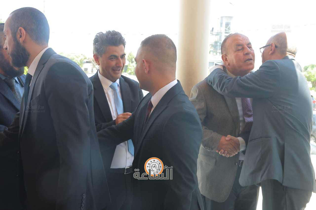 Madar Al-Saa Images 0.9606464861296766