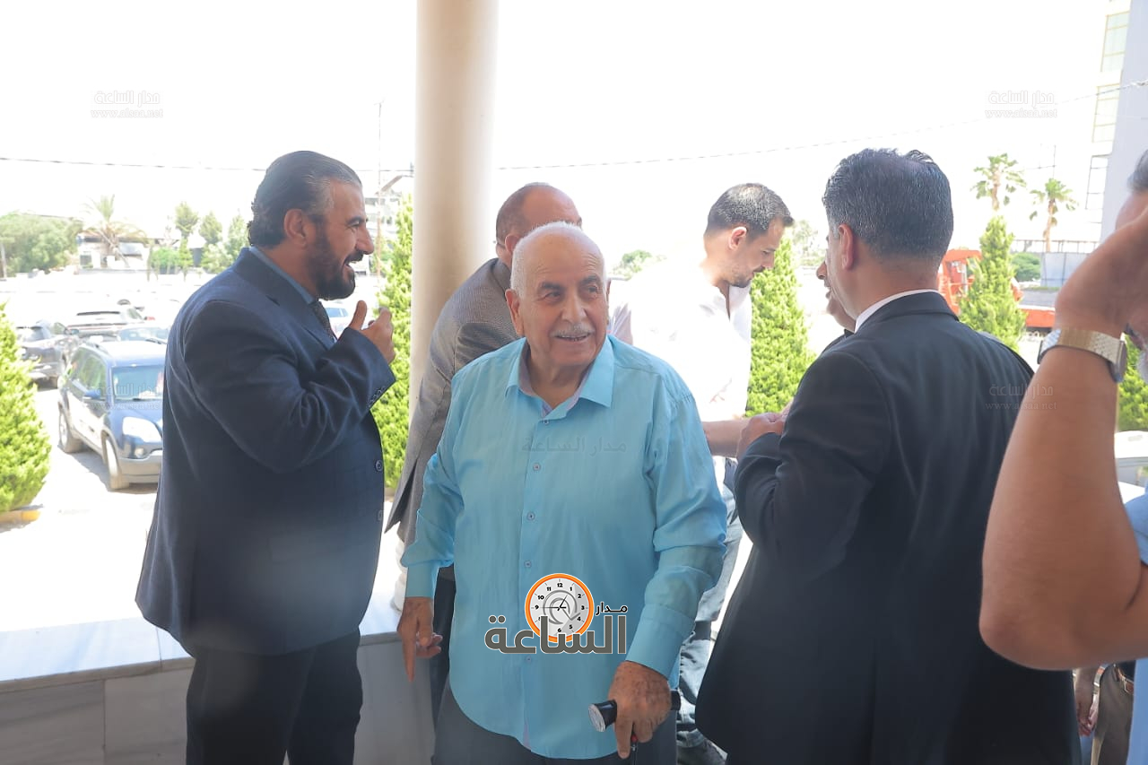 Madar Al-Saa Images 0.506973379894569