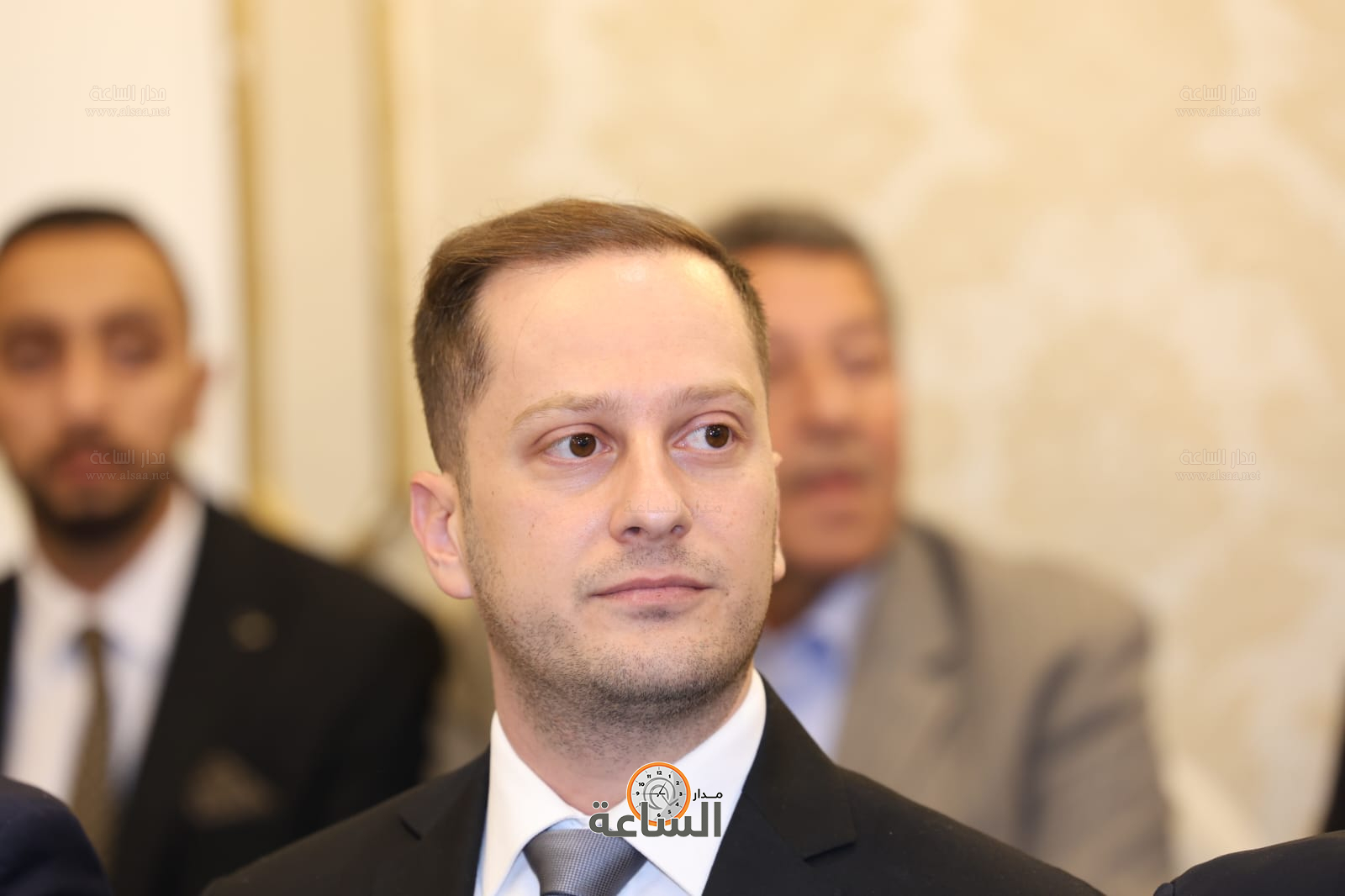 Madar Al-Saa Images 0.8205552155117737