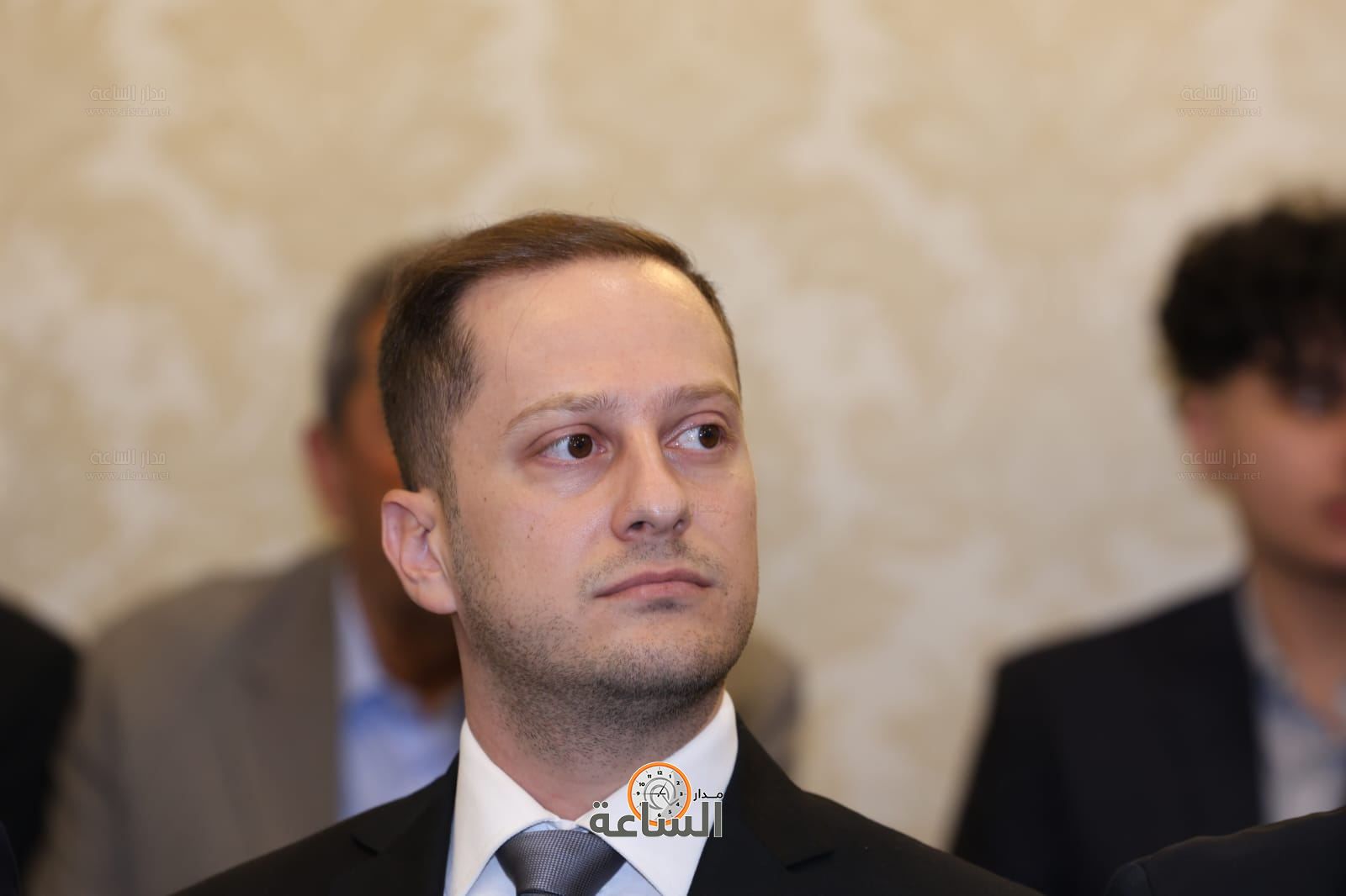 Madar Al-Saa Images 0.6248988230762601