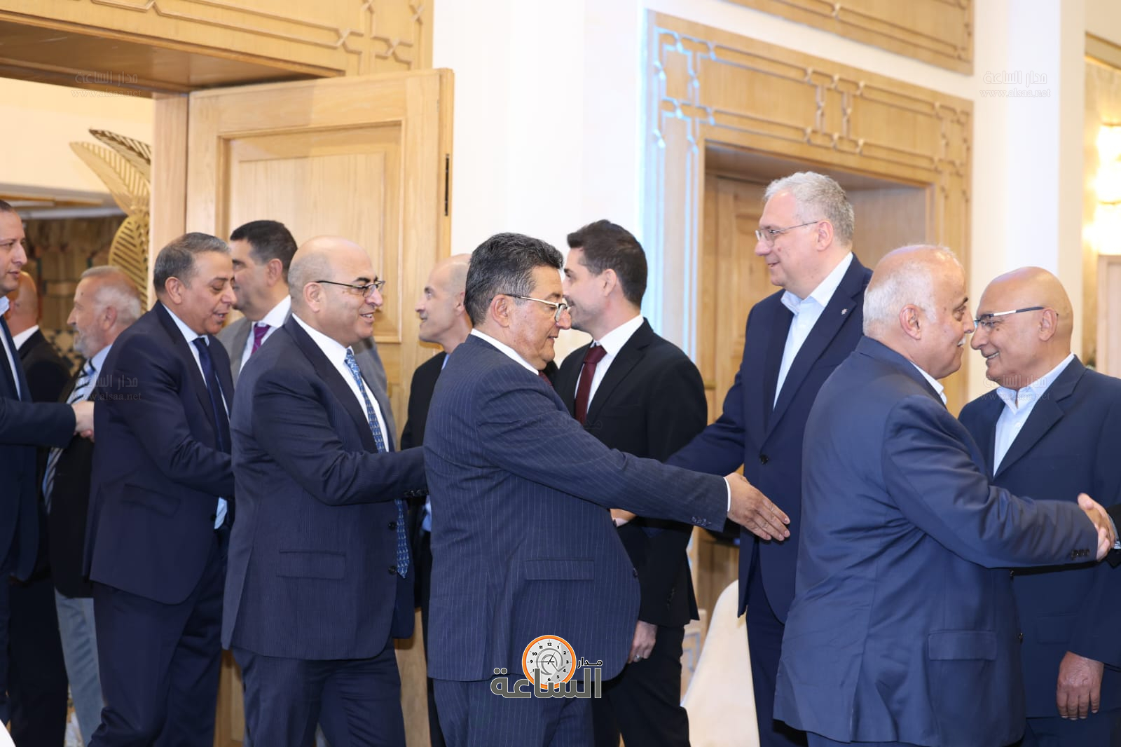 Madar Al-Saa Images 0.9317680614772005