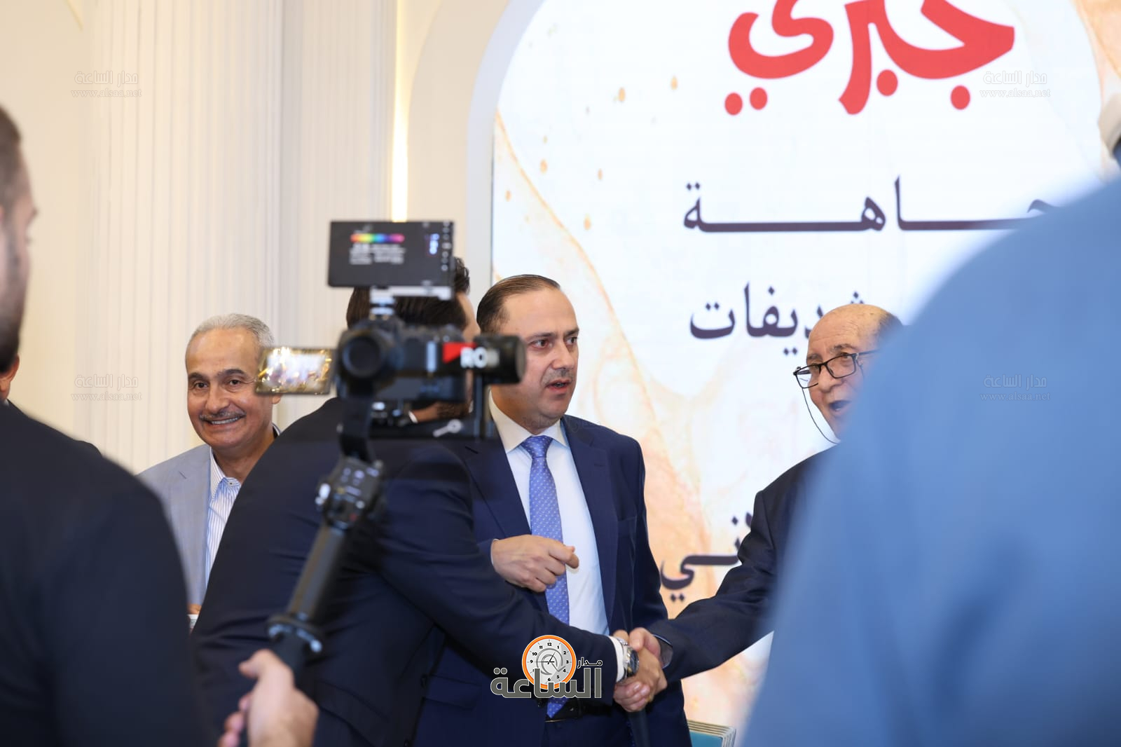 Madar Al-Saa Images 0.3911856834040224