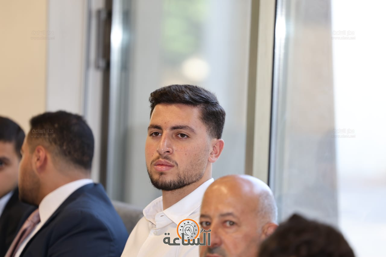 Madar Al-Saa Images 0.8329040013104164