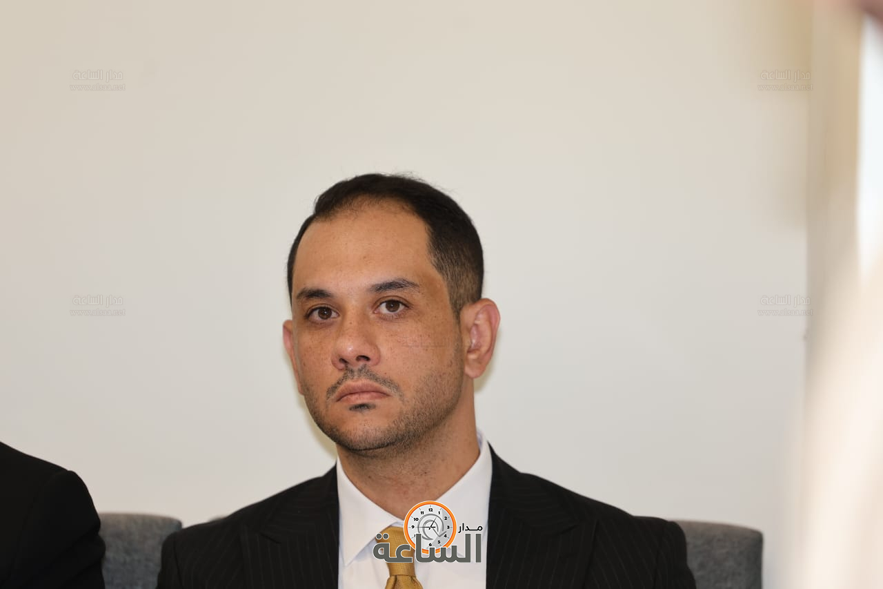 Madar Al-Saa Images 0.4468316523464212