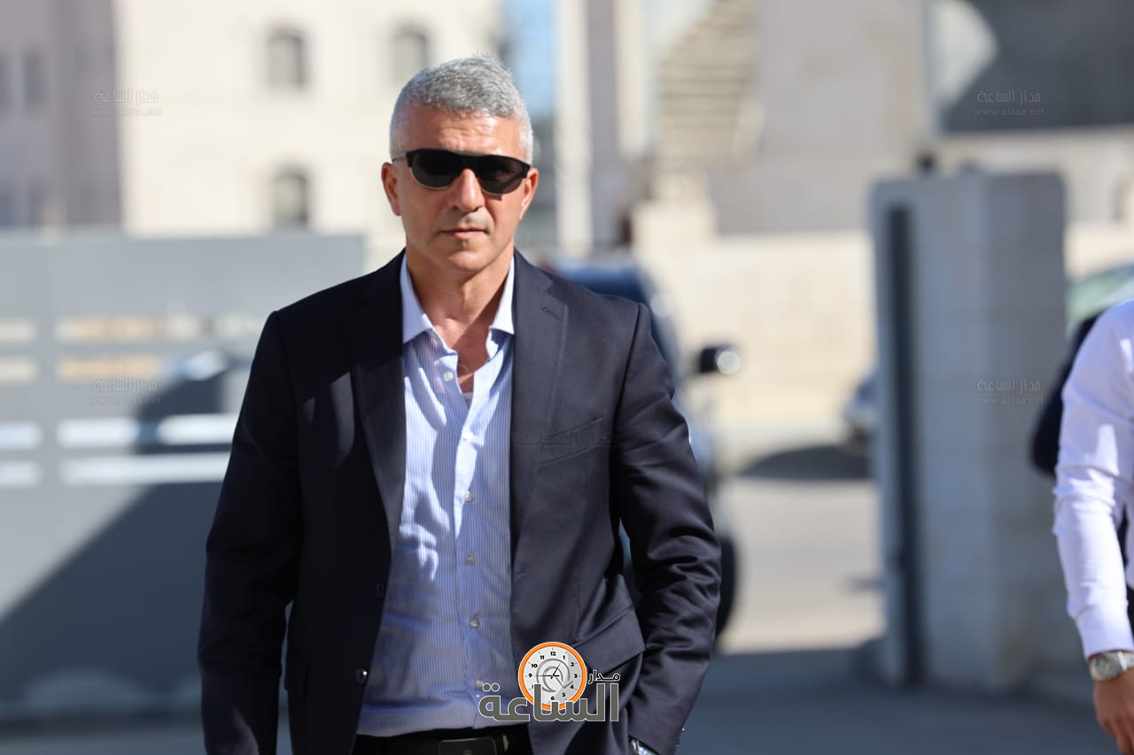 Madar Al-Saa Images 0.1812045418885675