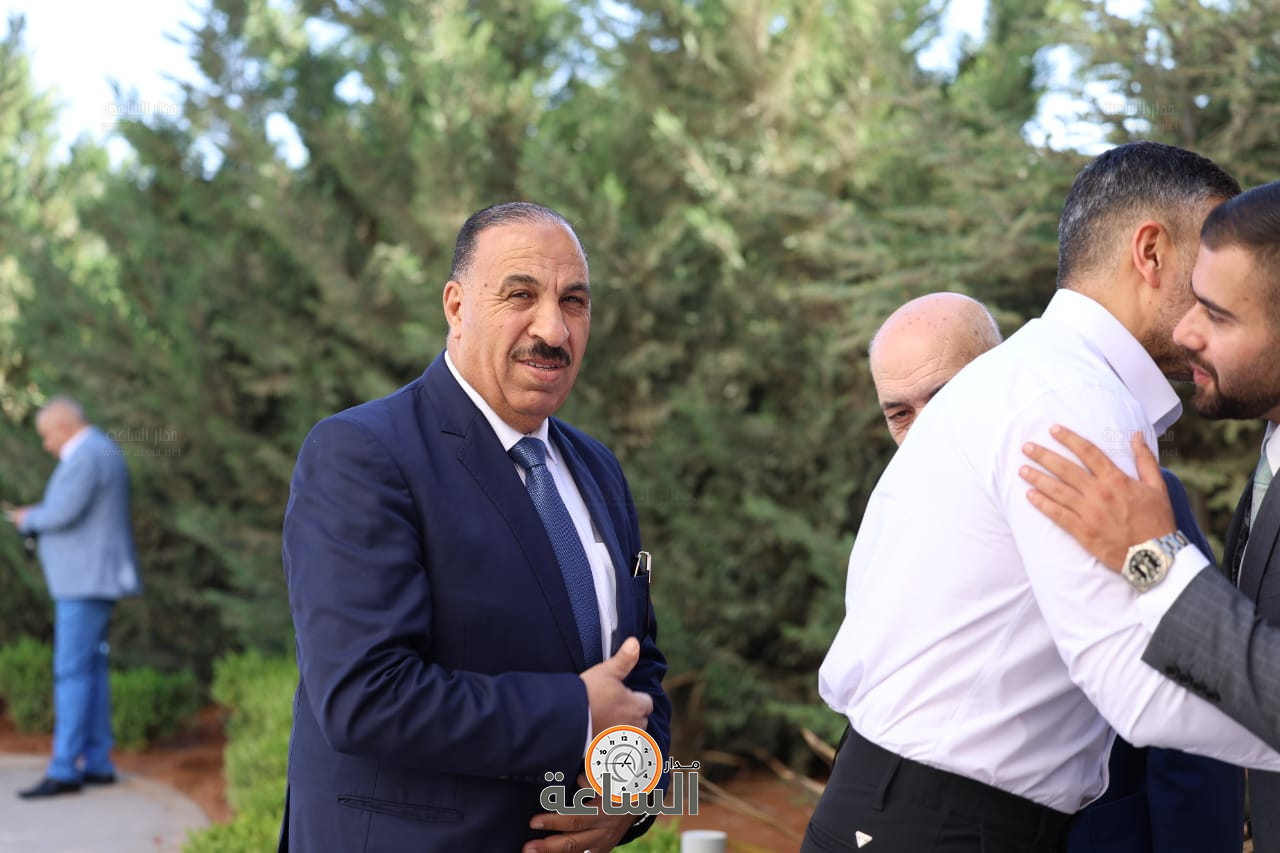 Madar Al-Saa Images 0.0735780475014377