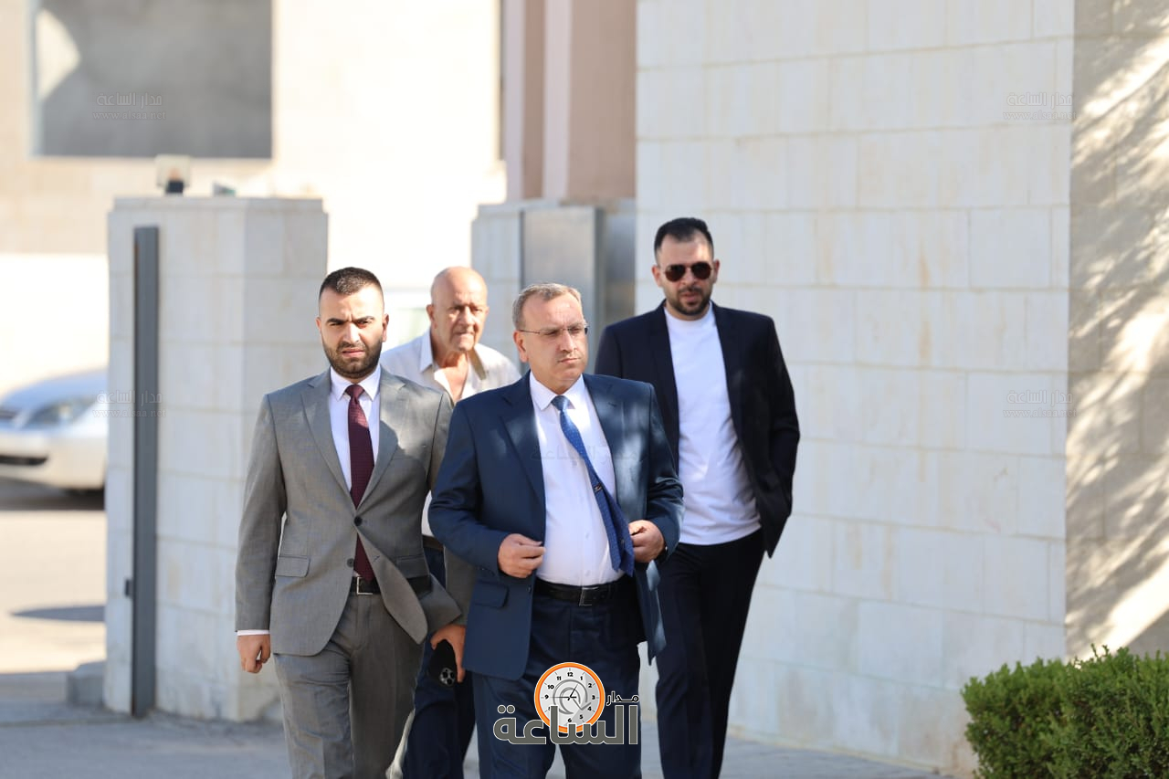 Madar Al-Saa Images 0.6241664071535603