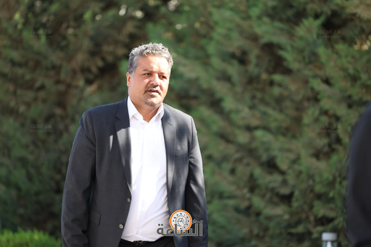 Madar Al-Saa Images 0.15873754885191227