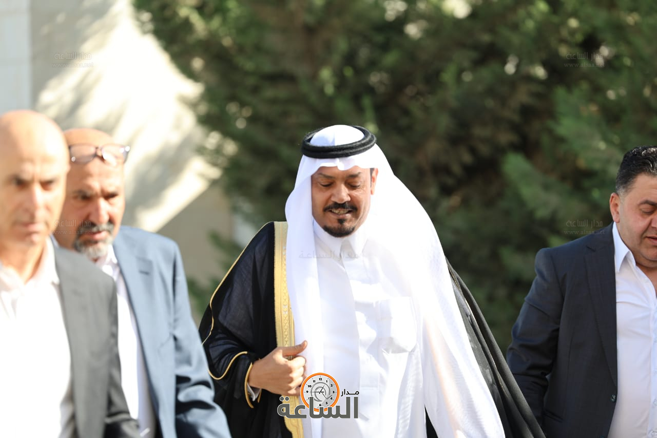 Madar Al-Saa Images 0.3886480580404764