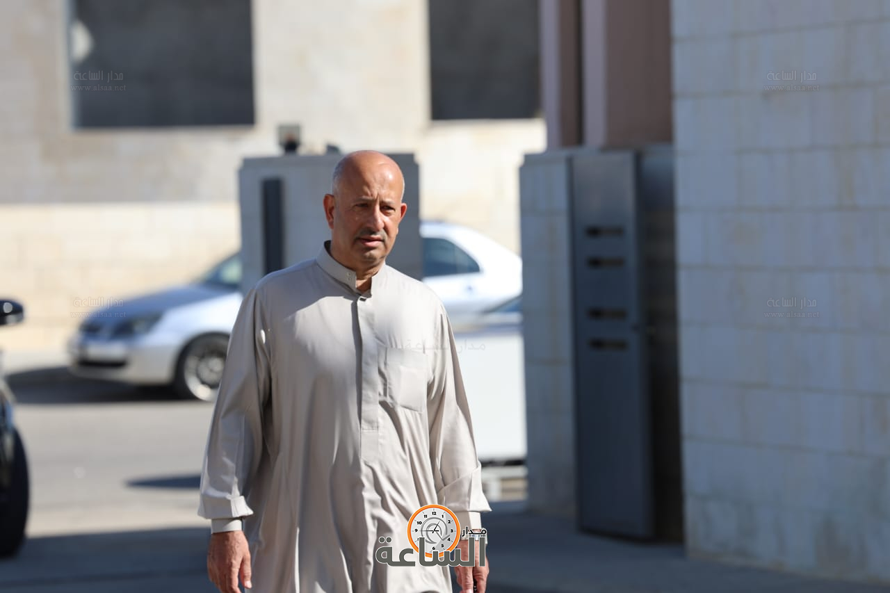 Madar Al-Saa Images 0.7040944133361374