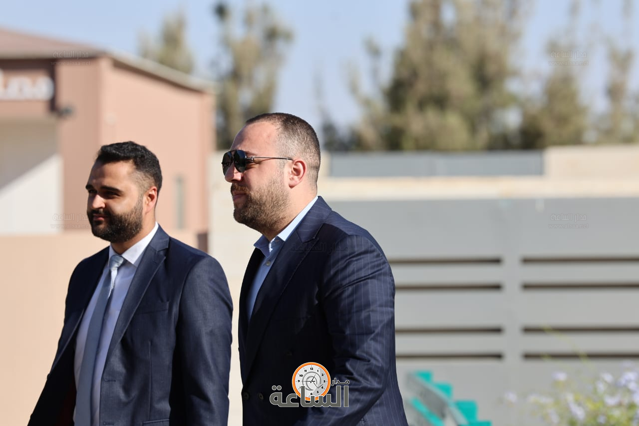 Madar Al-Saa Images 0.7177588537443932