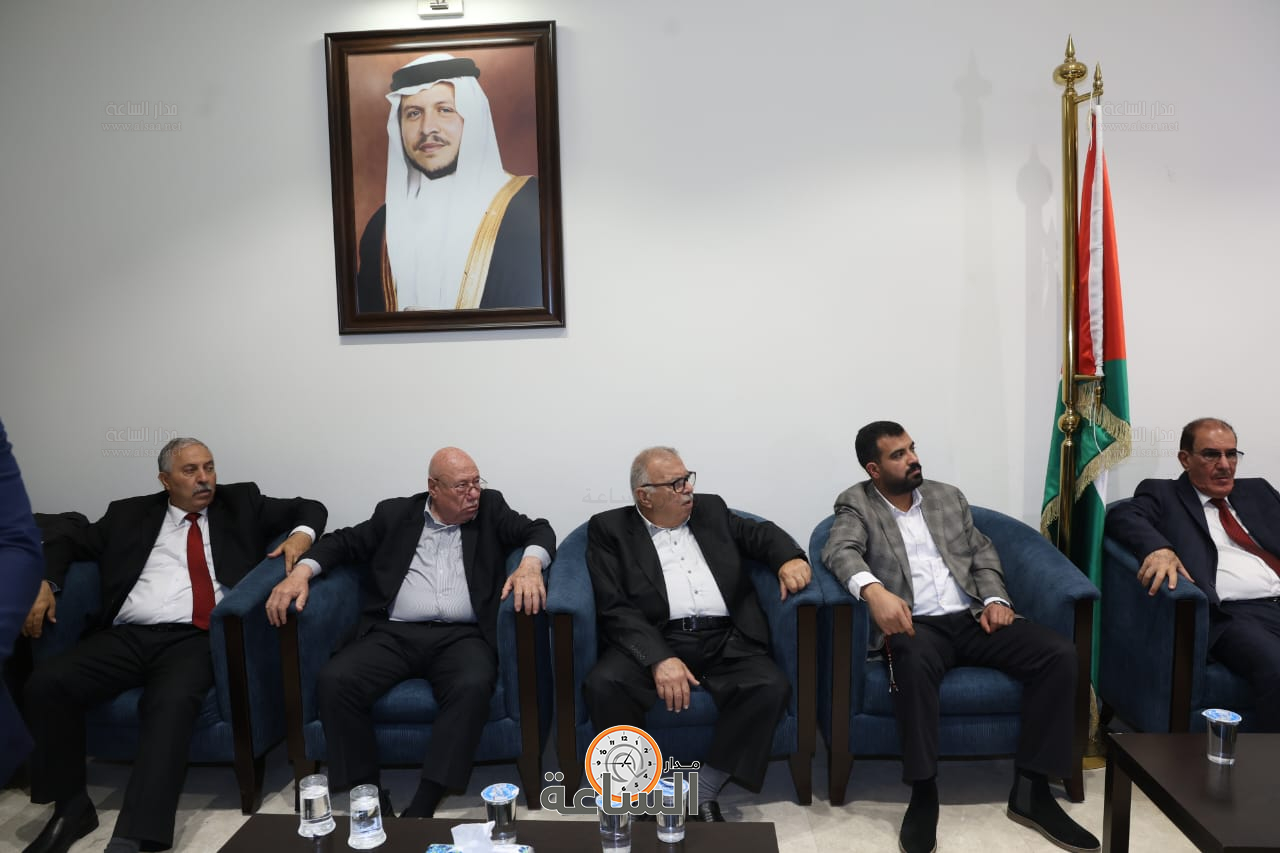 Madar Al-Saa Images 0.4062335419441576