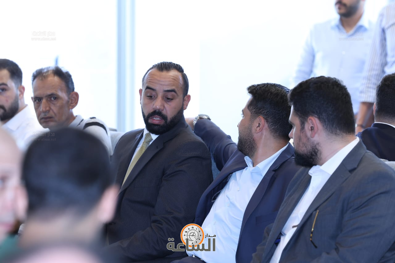 Madar Al-Saa Images 0.7676445809470812