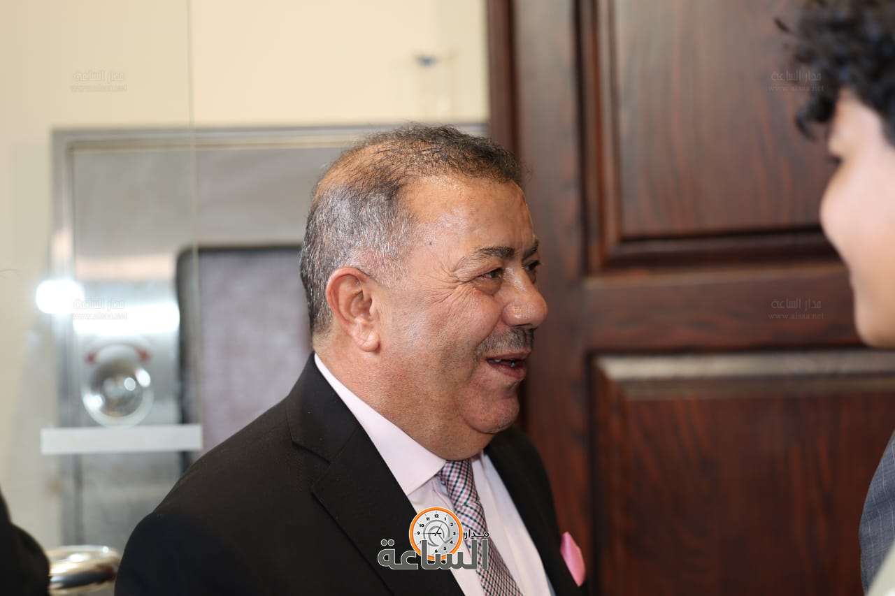 Madar Al-Saa Images 0.8829719405686698