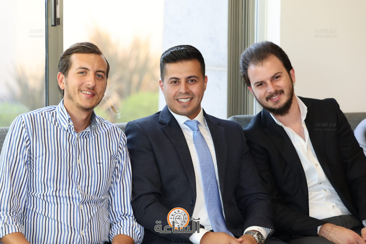 Madar Al-Saa Images 0.3709307610124313