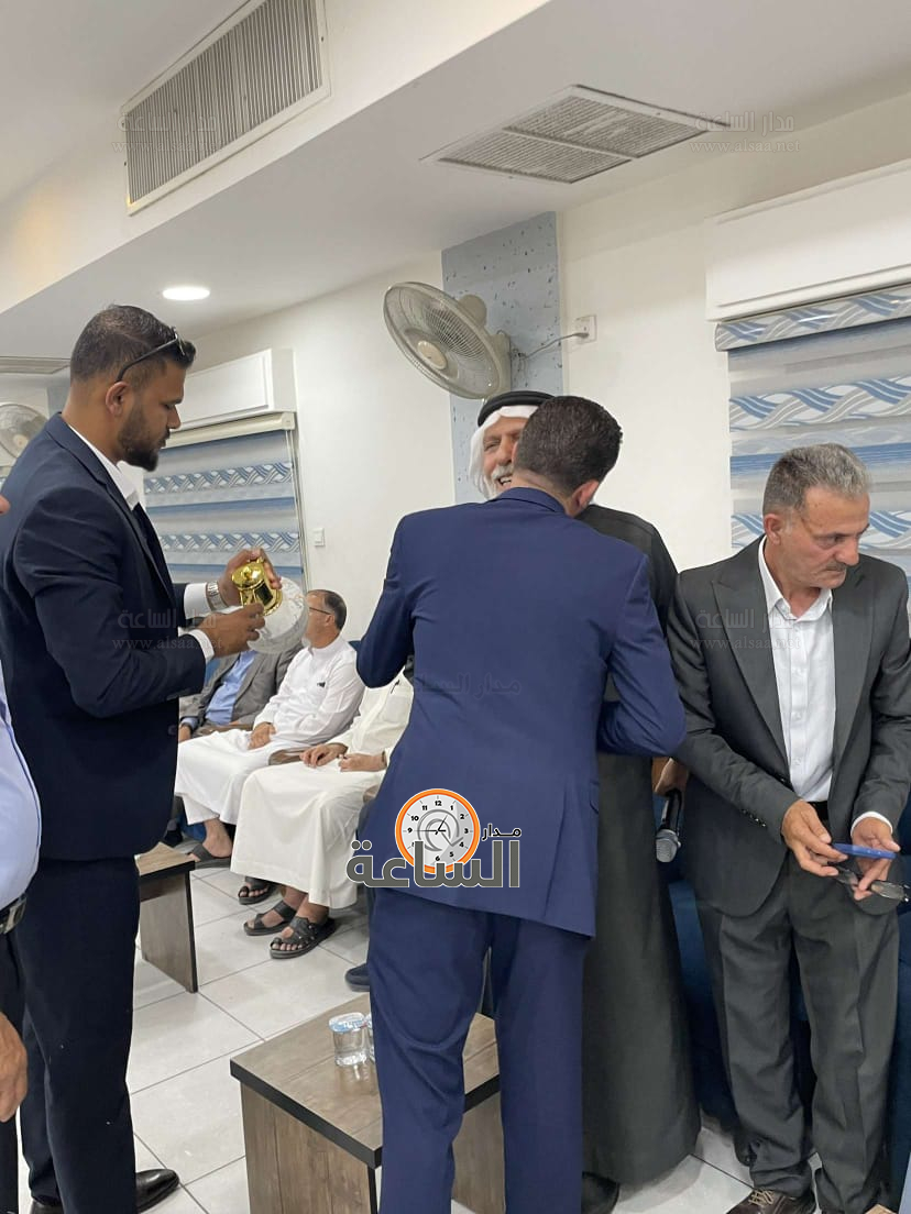 Madar Al-Saa Images 0.4997873800784718