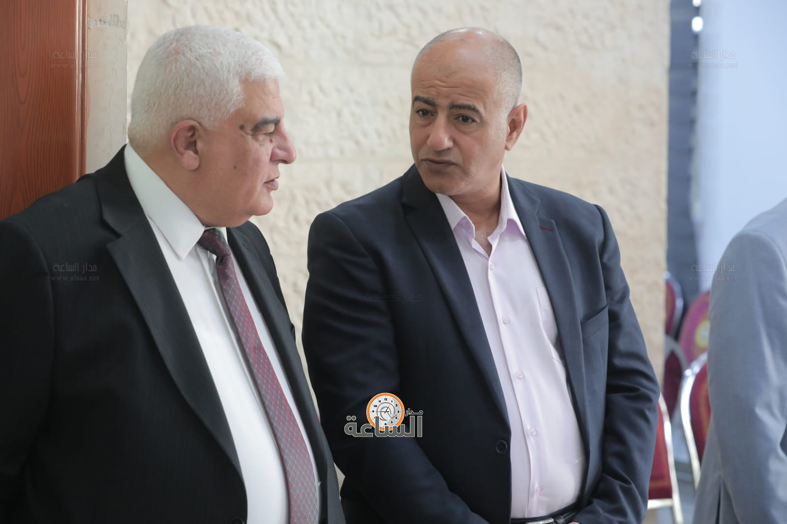 Madar Al-Saa Images 0.9141357403098982