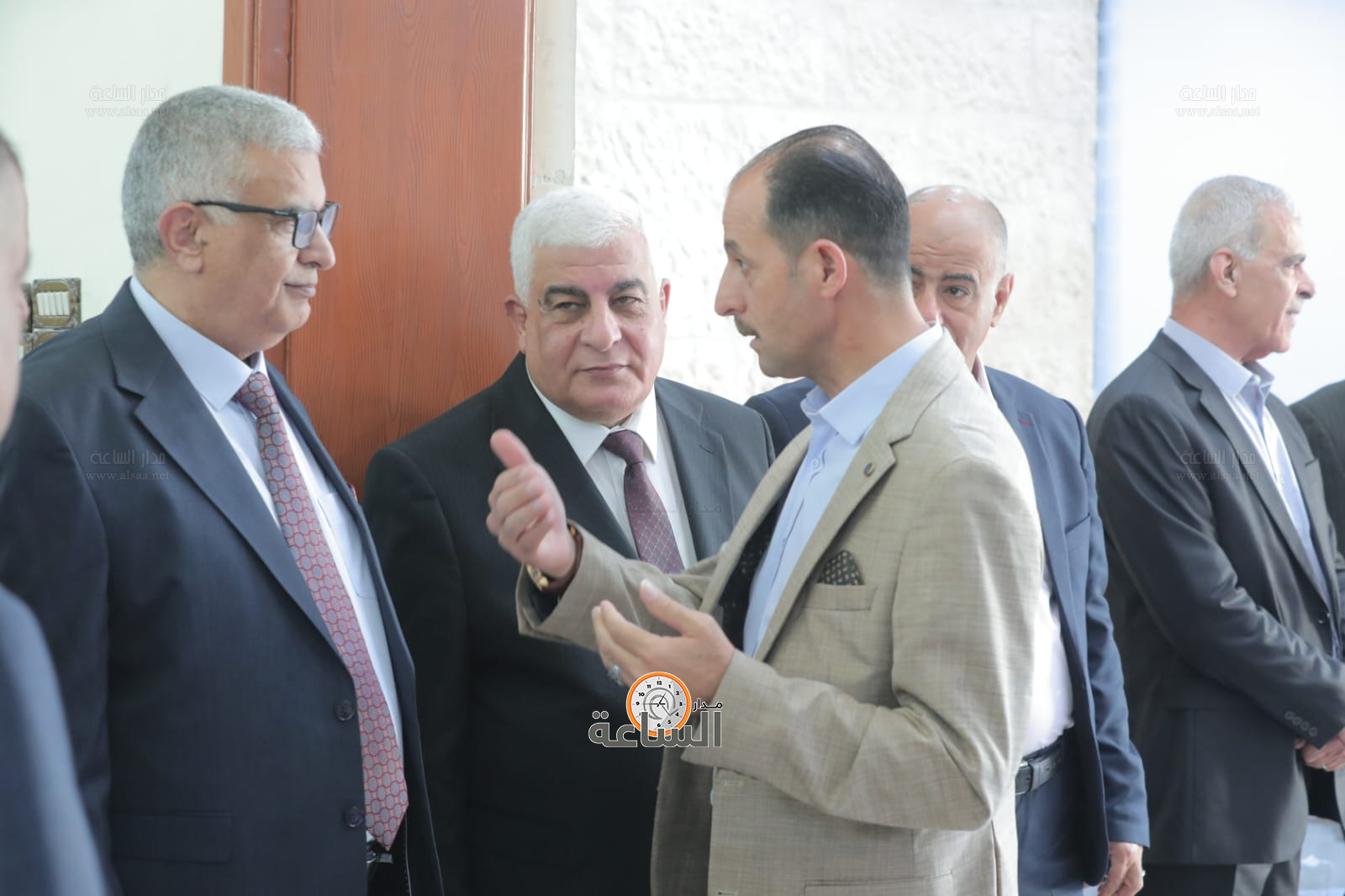 Madar Al-Saa Images 0.600496164824862