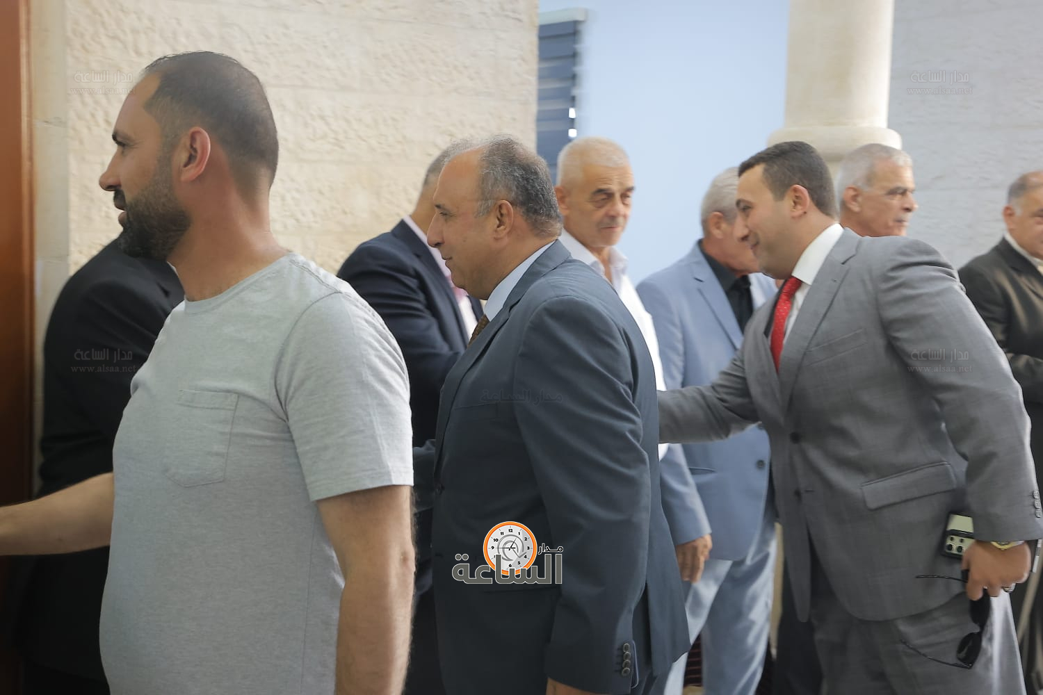 Madar Al-Saa Images 0.5886069857257084