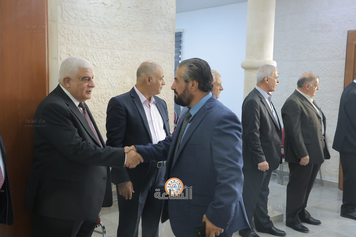 Madar Al-Saa Images 0.5178283211261893