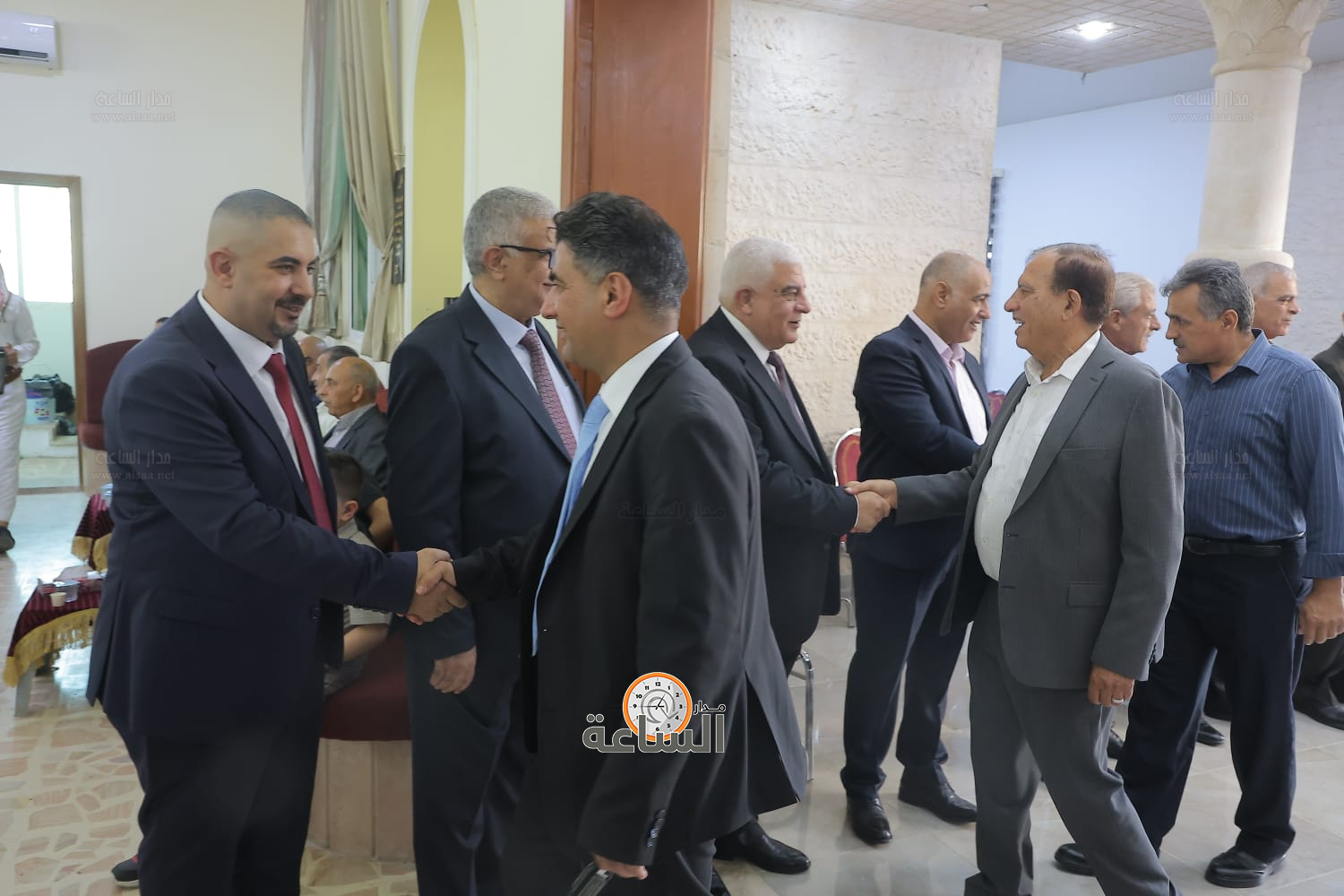 Madar Al-Saa Images 0.6815296936087892