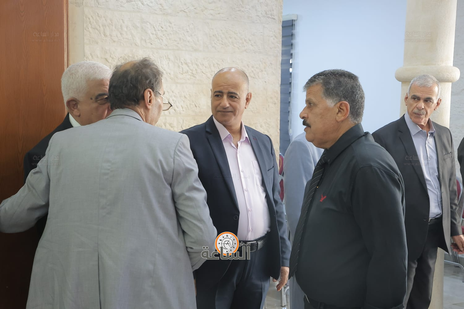 Madar Al-Saa Images 0.3546712910807188