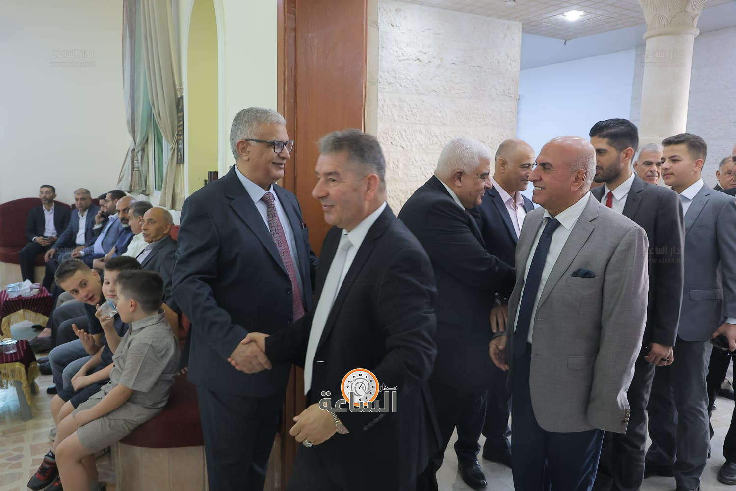 Madar Al-Saa Images 0.8756912445882244