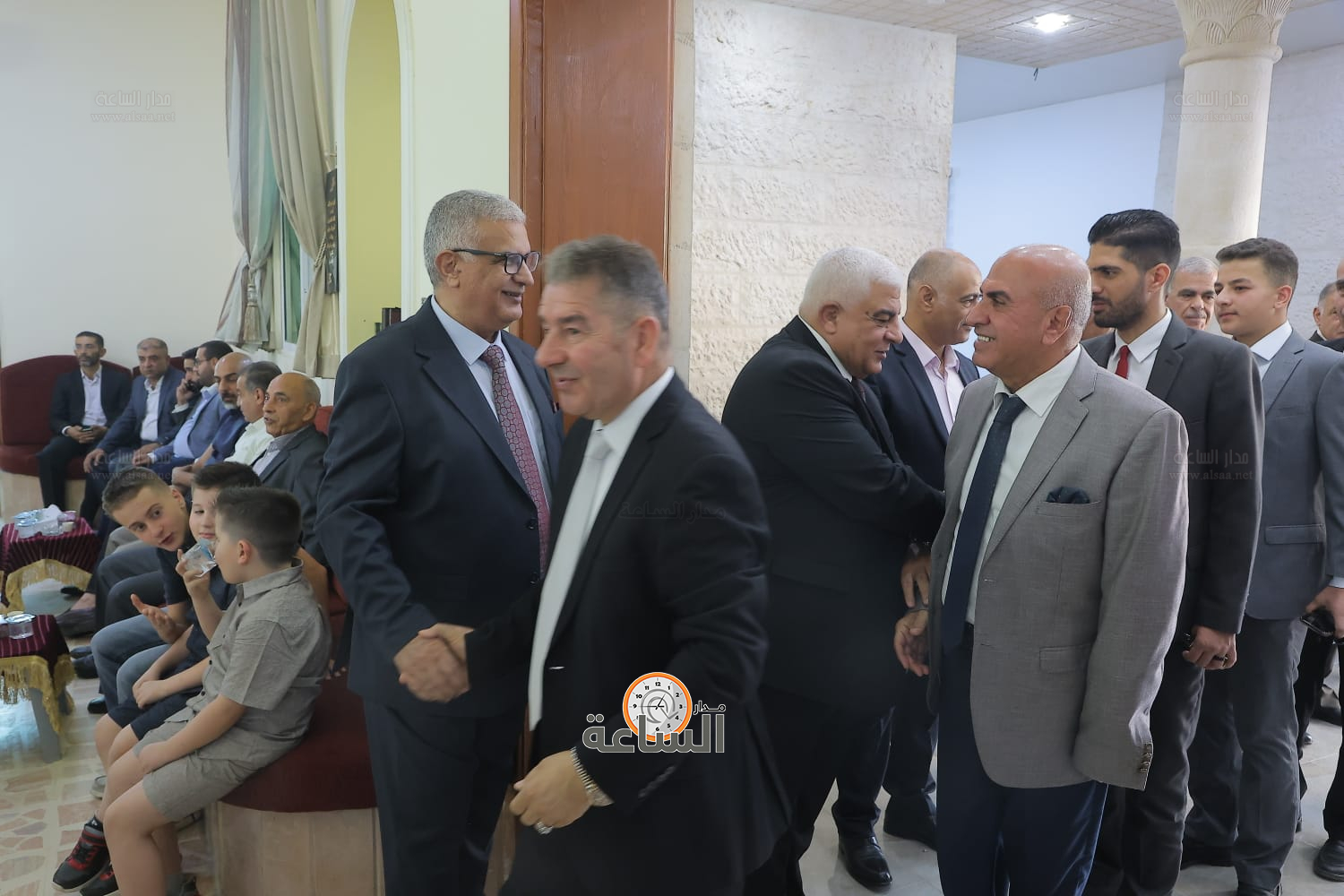 Madar Al-Saa Images 0.562335056819987