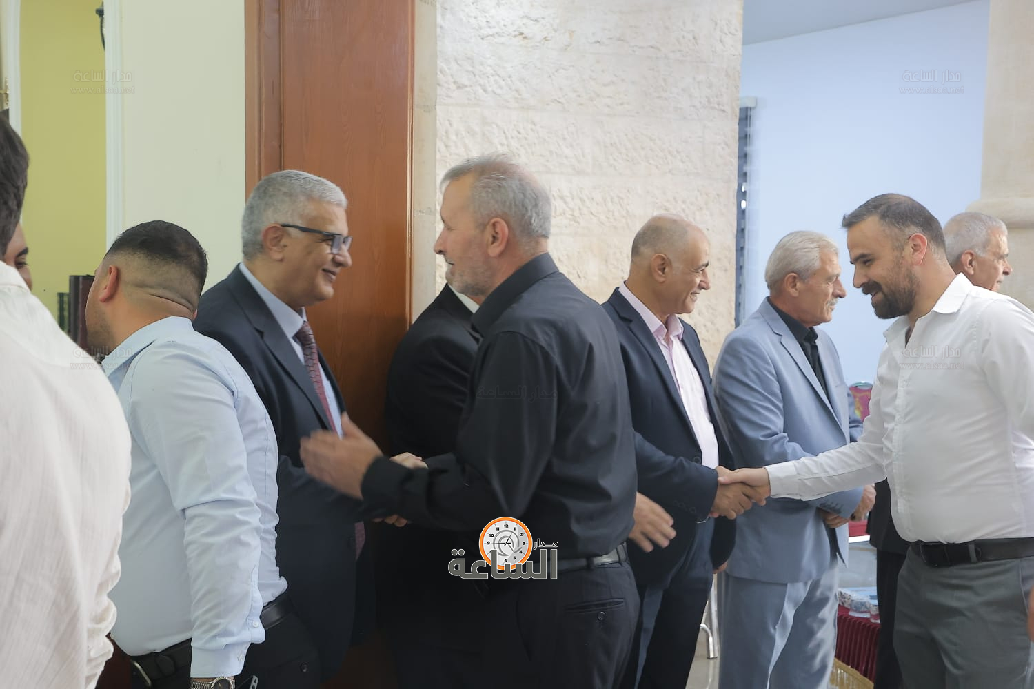 Madar Al-Saa Images 0.9154976751749162