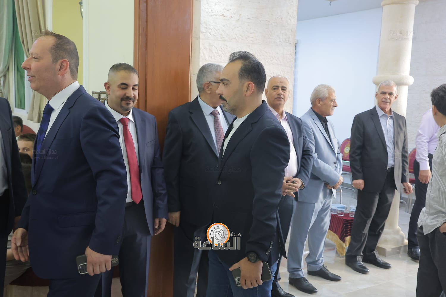 Madar Al-Saa Images 0.4506291735923048