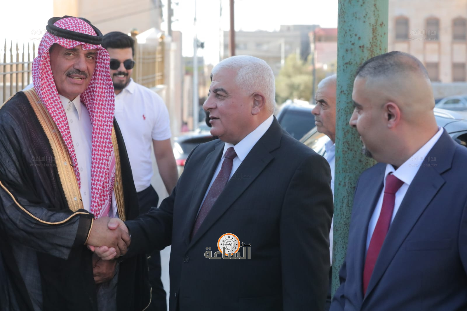 Madar Al-Saa Images 0.5598705389398902